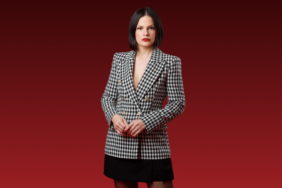 Foto Corporativa Mirella Matos