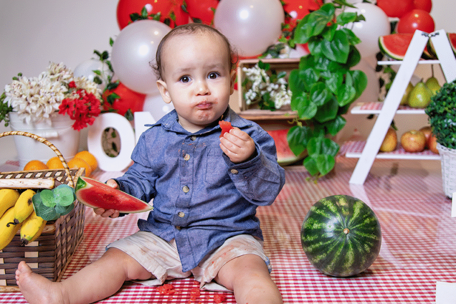 Imagem de Criança Brincando em Festa de Aniversário Infantil